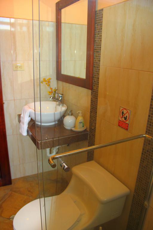 Hostal Duncan Puerto Ayora  Exteriér fotografie
