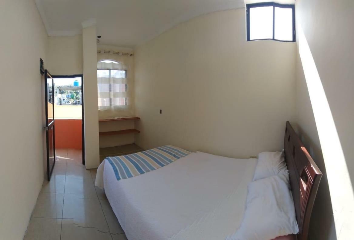 Hostal Duncan Puerto Ayora  Exteriér fotografie